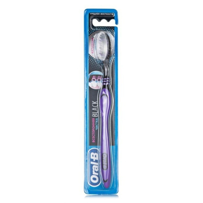 Зубная щетка Oral-B Всесторонняя чистка Black 40 Med 1шт